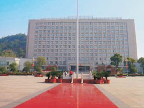 湖南天湘成金屬制品有限公司,湖南不銹鋼旗桿,湖南崗亭銷售,電動伸縮門銷售,移動廁所哪家好